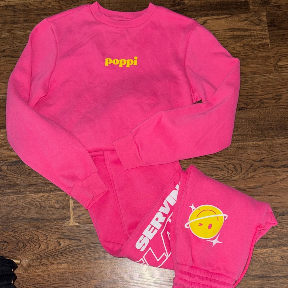 Poppi Pink Women's Track Pants & Joggers Set
